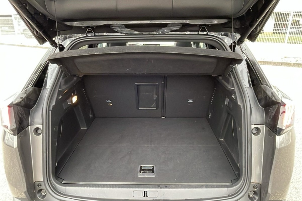 PEUGEOT 3008 Hybrid4 300 e-EAT8 GT - ref: 1-346915 - Photo 12