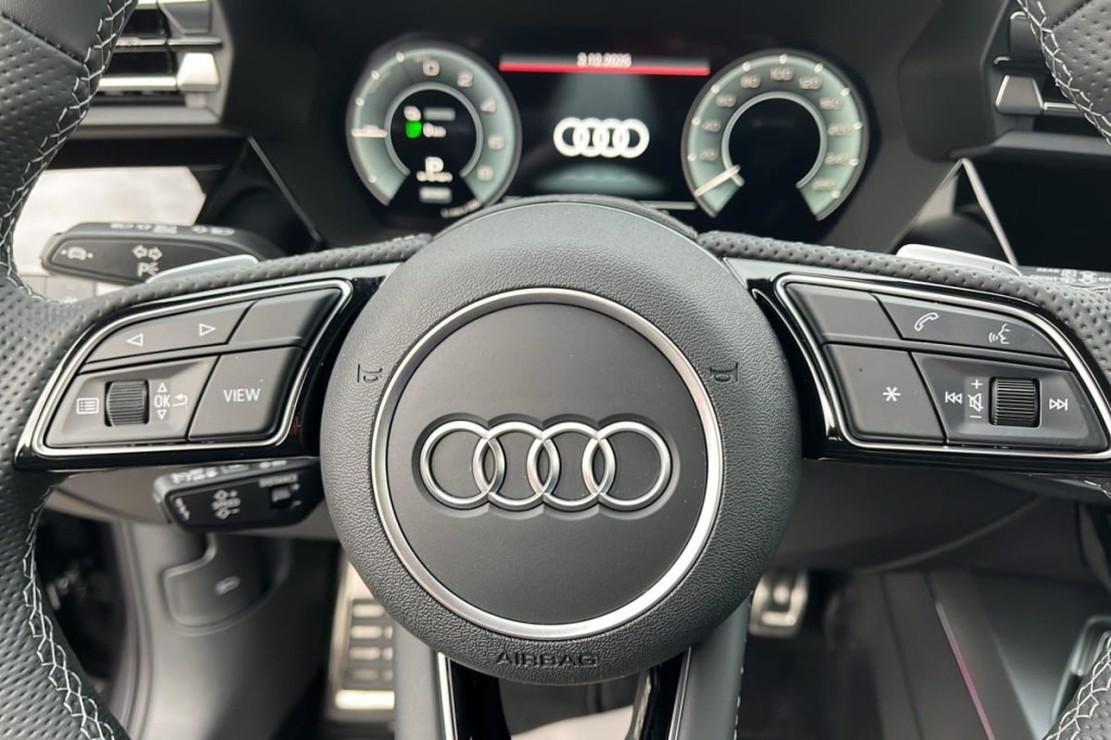 AUDI A3 Sportback 45 TFSI E HYBRIDE RECHARGEABLE 272 S TRONIC 6 S LINE - ref: 1-347330 - Photo 15