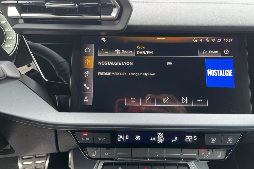 AUDI A3 Sportback 45 TFSI E HYBRIDE RECHARGEABLE 272 S TRONIC 6 S LINE - ref: 1-347330 - Photo 19