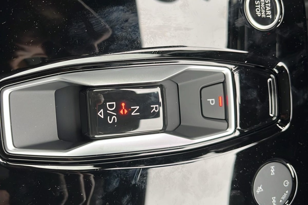 AUDI A3 Sportback 45 TFSI E HYBRIDE RECHARGEABLE 272 S TRONIC 6 S LINE - ref: 1-347383 - Photo 16