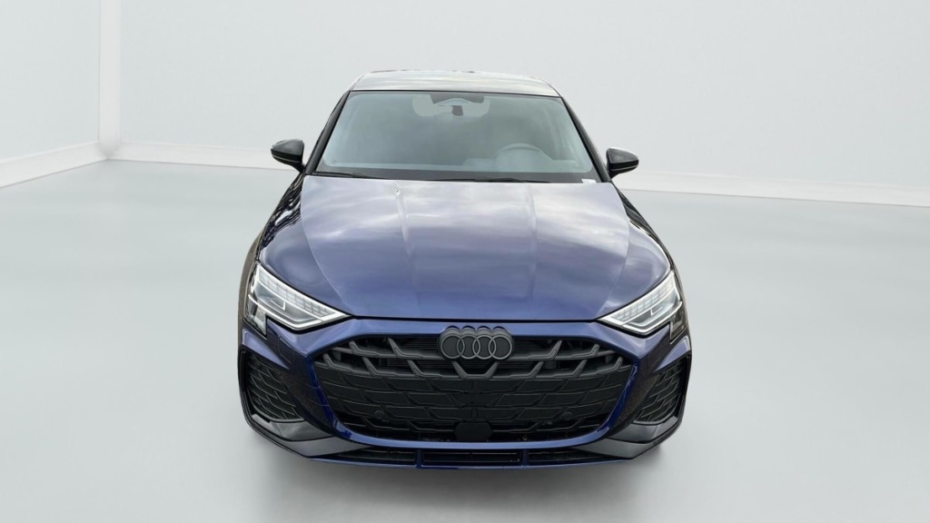 AUDI A3 Sportback 45 TFSI E HYBRIDE RECHARGEABLE 272 S TRONIC 6 S LINE - ref: 1-347383 - Photo 2