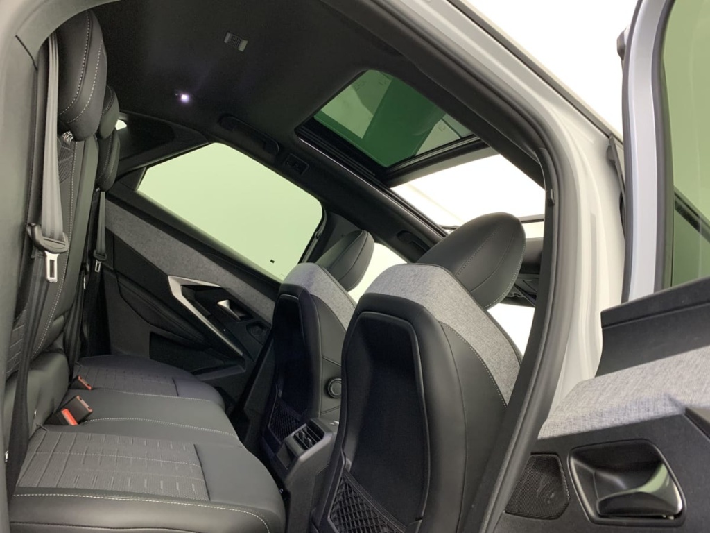 PEUGEOT 3008 Hybrid 145 e-DCS6 GT - ref: 1-347443 - Photo 10