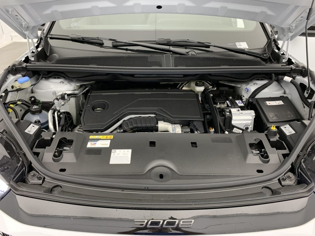 PEUGEOT 3008 Hybrid 145 e-DCS6 GT - ref: 1-347443 - Photo 18