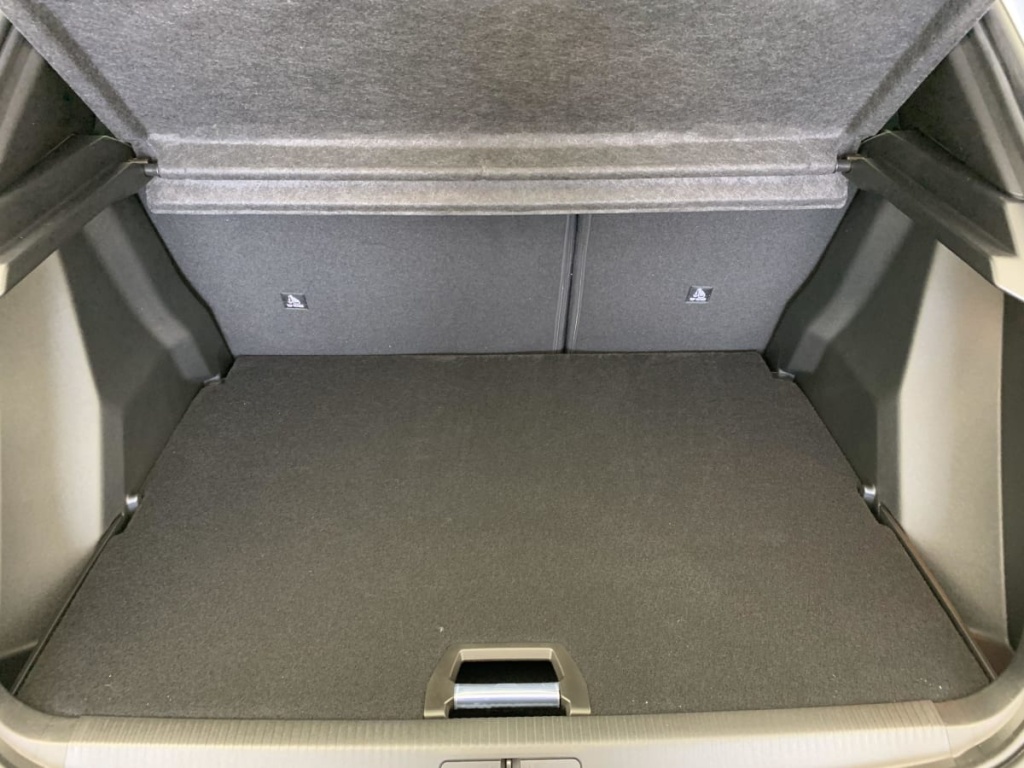 PEUGEOT 2008 Hybrid 145 e-DCS6 GT - ref: 1-348768 - Photo 11