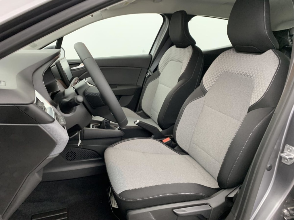 RENAULT CLIO 5 BLUE DCI 100 CH GSR2 EVOLUTION - ref: 1-349392 - Photo 19