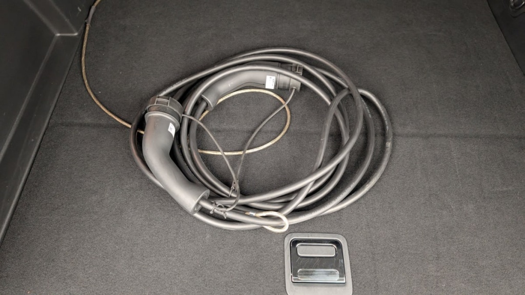 PEUGEOT 3008 Hybrid 180 e-EAT8 Allure Pack - ref: 1-351587 - Photo 20