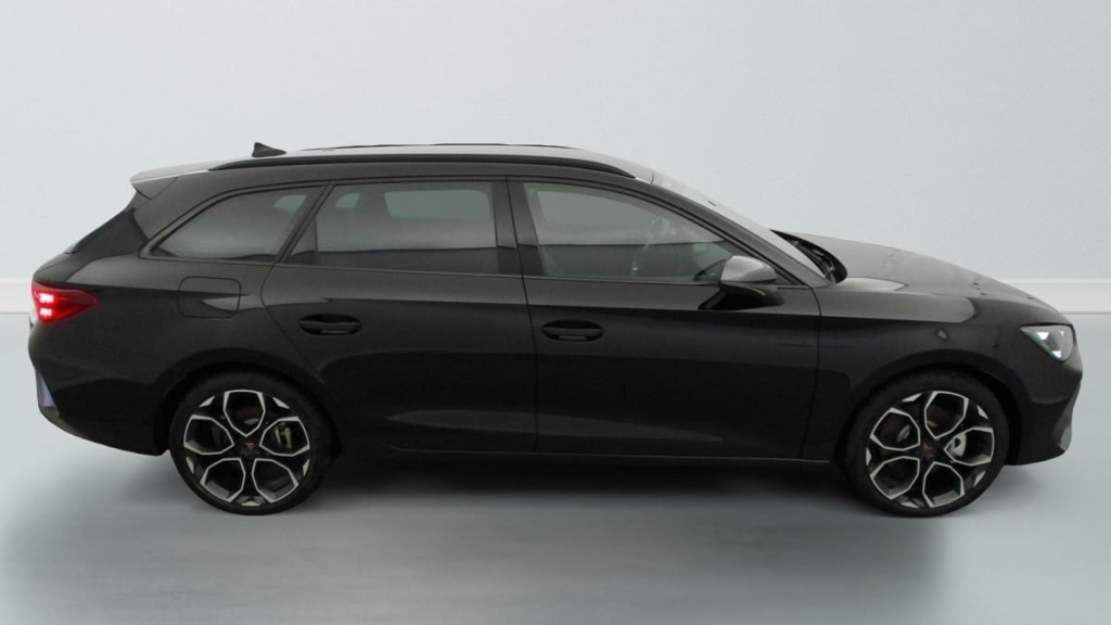 CUPRA LEON Sportstourer eHybrid 204 ch DSG6 V - ref: 1-351845 - Photo 8
