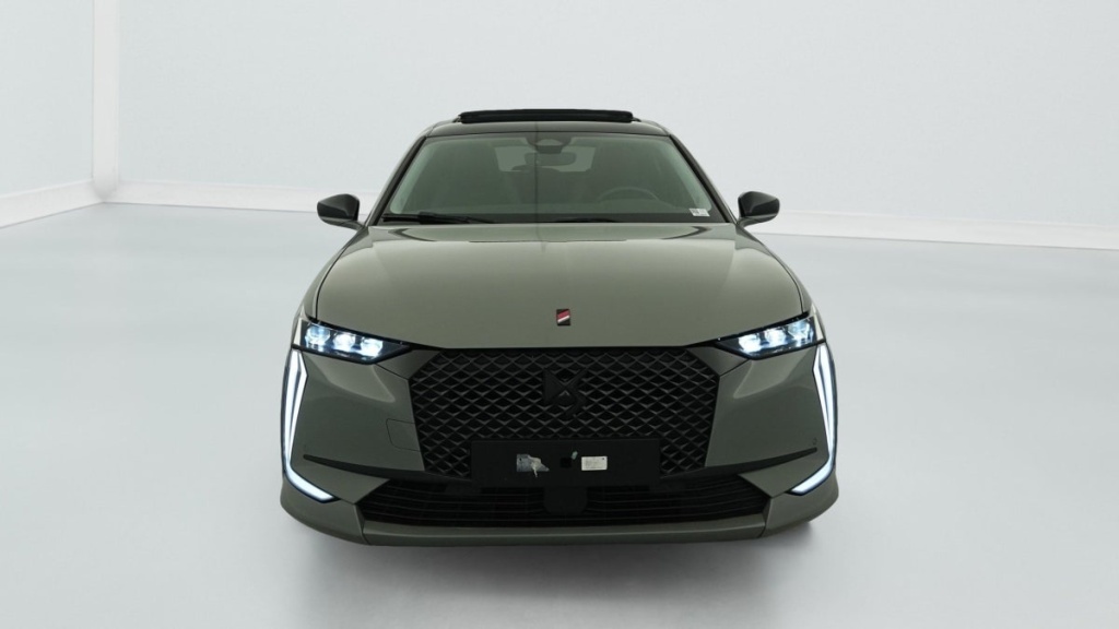DS DS4 PureTech 130 EAT8 Performance Line+ - ref: 1-353517 - Photo 2