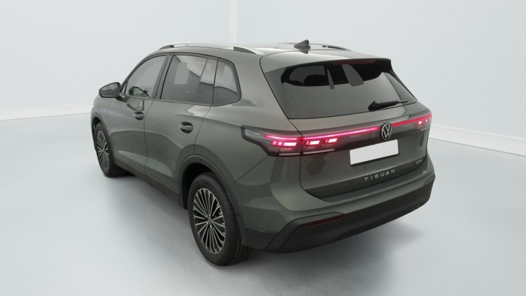 VOLKSWAGEN Tiguan 1.5 eTSI 150CV DSG7 LIFE PLUS - ref: 1-354596 - Photo 4