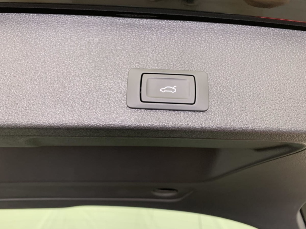 AUDI Q2 35 TFSI 150 S tronic 7 Design - ref: 1-354734 - Photo 18