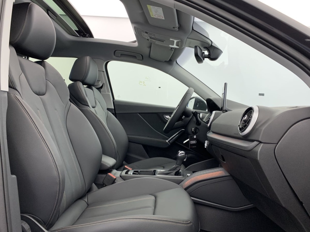 AUDI Q2 35 TFSI 150 S tronic 7 Design - ref: 1-354739 - Photo 9