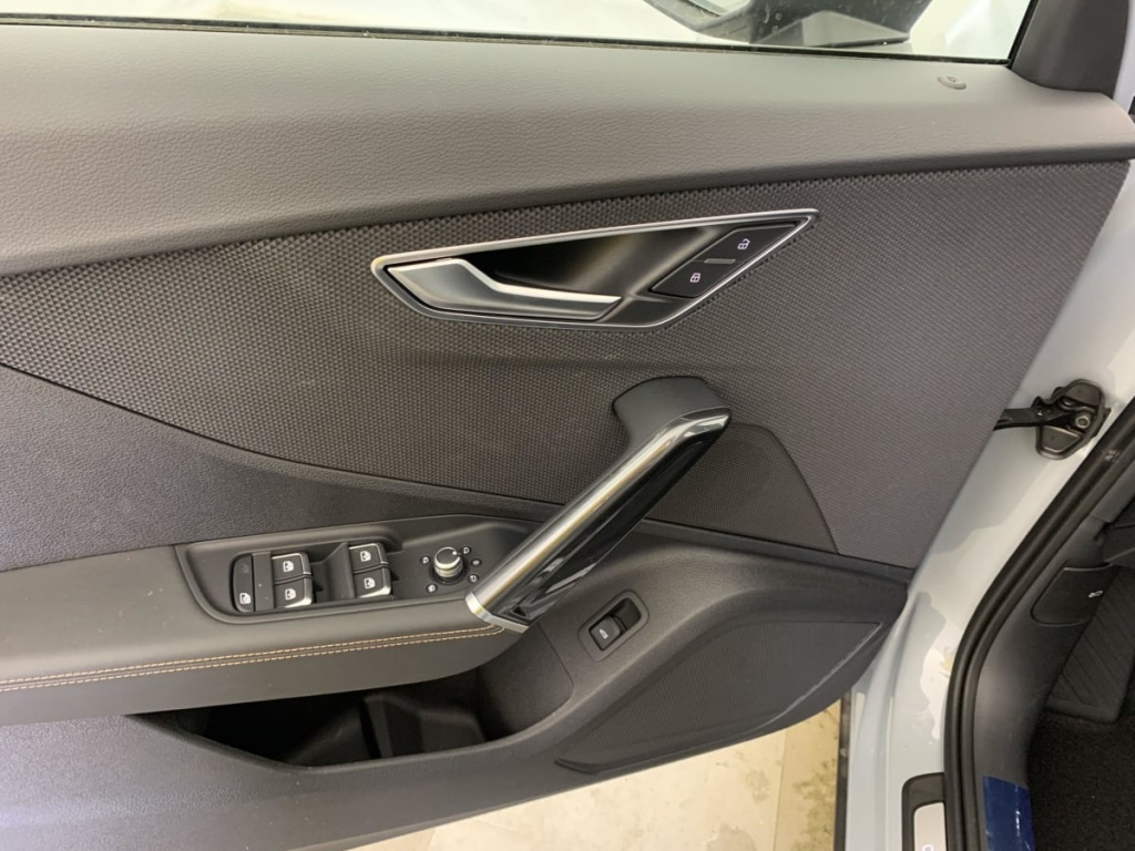 AUDI Q2 35 TDI 150 S tronic 7 Design - ref: 1-354754 - Photo 19