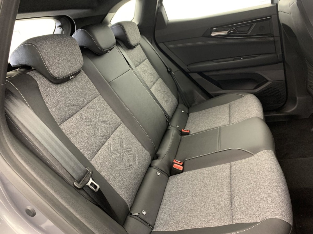 RENAULT Austral FULL HYBRID E-TECH 200 CH EVOLUTION - ref: 1-355064 - Photo 10