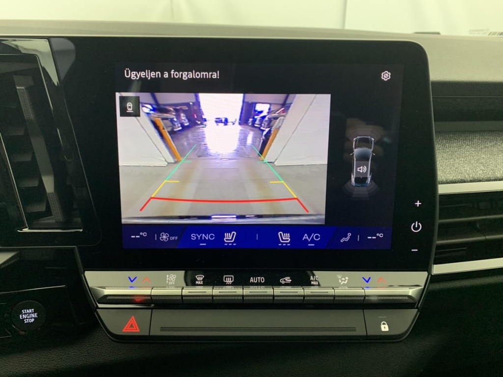 RENAULT Austral FULL HYBRID E-TECH 200 CH EVOLUTION - ref: 1-355064 - Photo 17