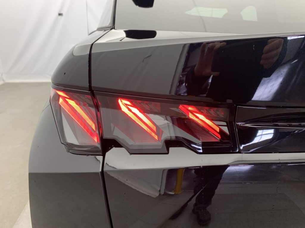 PEUGEOT 3008 Hybrid 145 e-DCS6 GT - ref: 1-355875 - Photo 13