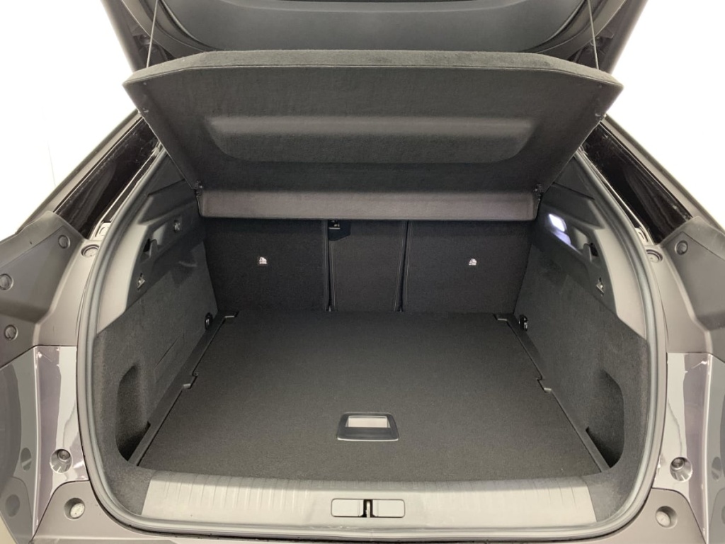 PEUGEOT 3008 Hybrid 145 e-DCS6 GT - ref: 1-355899 - Photo 11