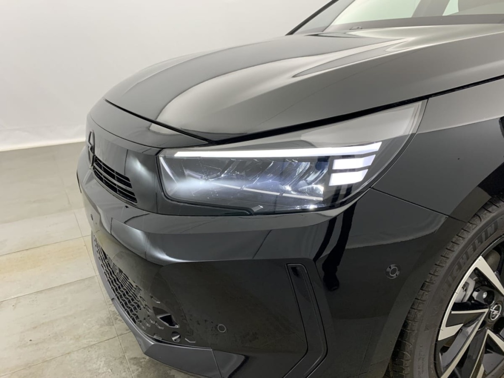 OPEL Corsa 1.2 Turbo 100 ch BVM6 GS - ref: 1-356913 - Photo 19