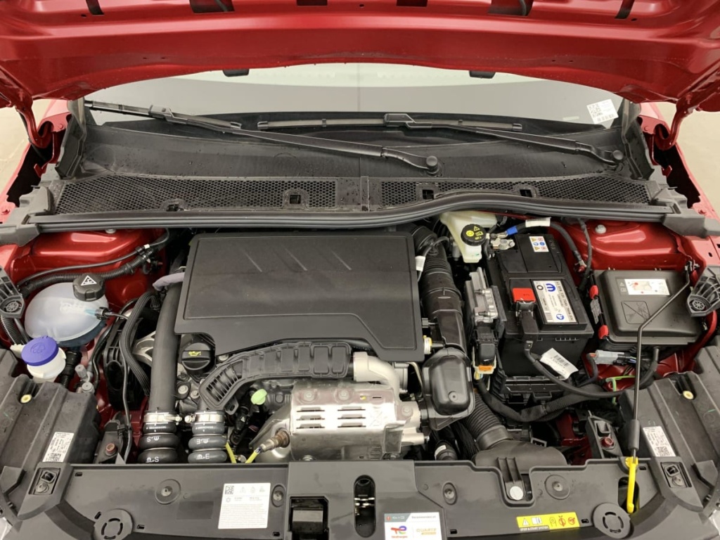 OPEL Corsa 1.2 Turbo 100 ch BVM6 GS - ref: 1-356929 - Photo 17