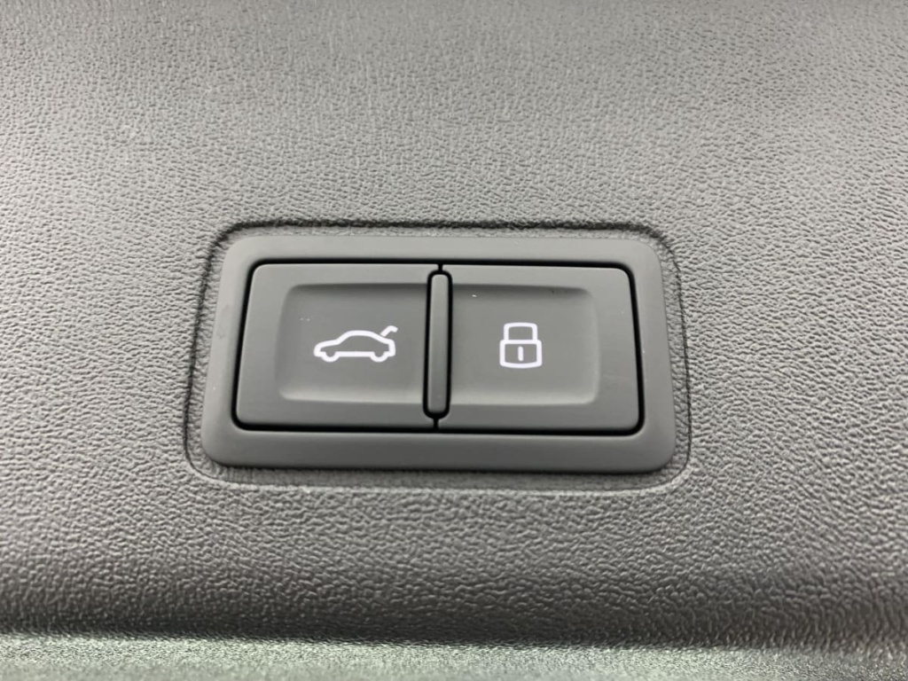 AUDI Q3 SPORTBACK HYBRIDE E-HYBRID 272 CH S TRONIC 6 S LINE - ref: 1-357204 - Photo 16