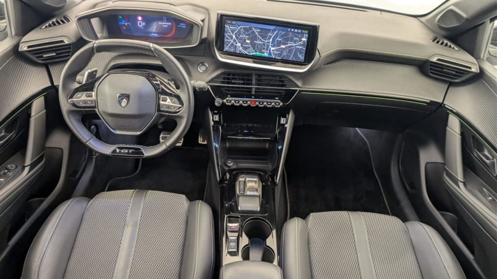 PEUGEOT 208 Hybrid 136 e-DCS6 GT - ref: 1-357682 - Photo 13