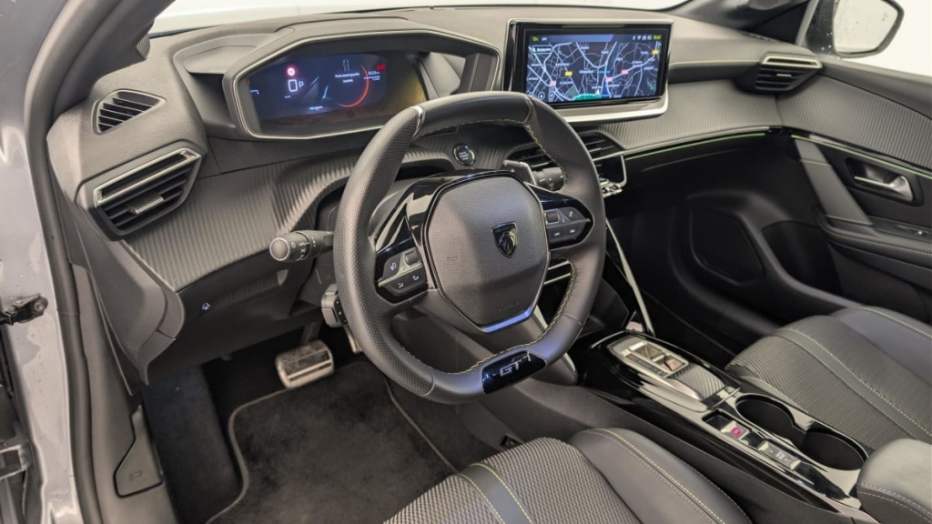 PEUGEOT 208 Hybrid 136 e-DCS6 GT - ref: 1-357682 - Photo 15