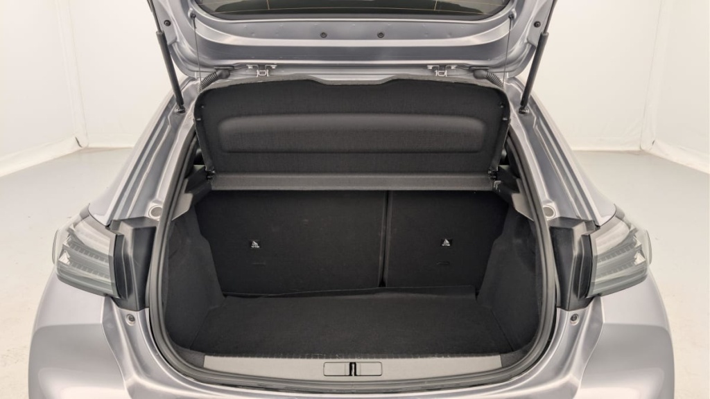 PEUGEOT 208 Hybrid 136 e-DCS6 GT - ref: 1-357683 - Photo 11