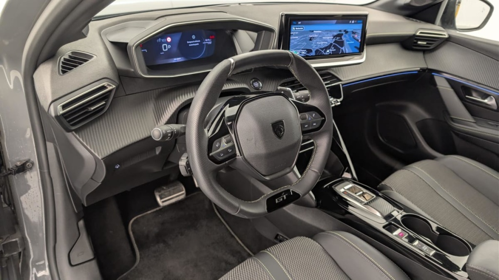 PEUGEOT 208 Hybrid 136 e-DCS6 GT - ref: 1-357700 - Photo 14