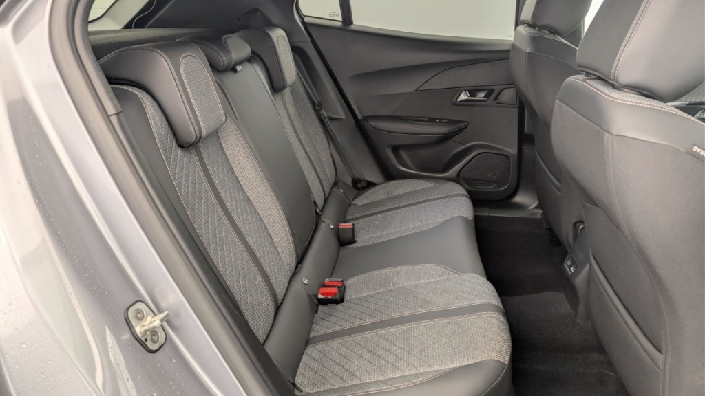 PEUGEOT 2008 PureTech 130 S S EAT8 Allure - ref: 1-357756 - Photo 10