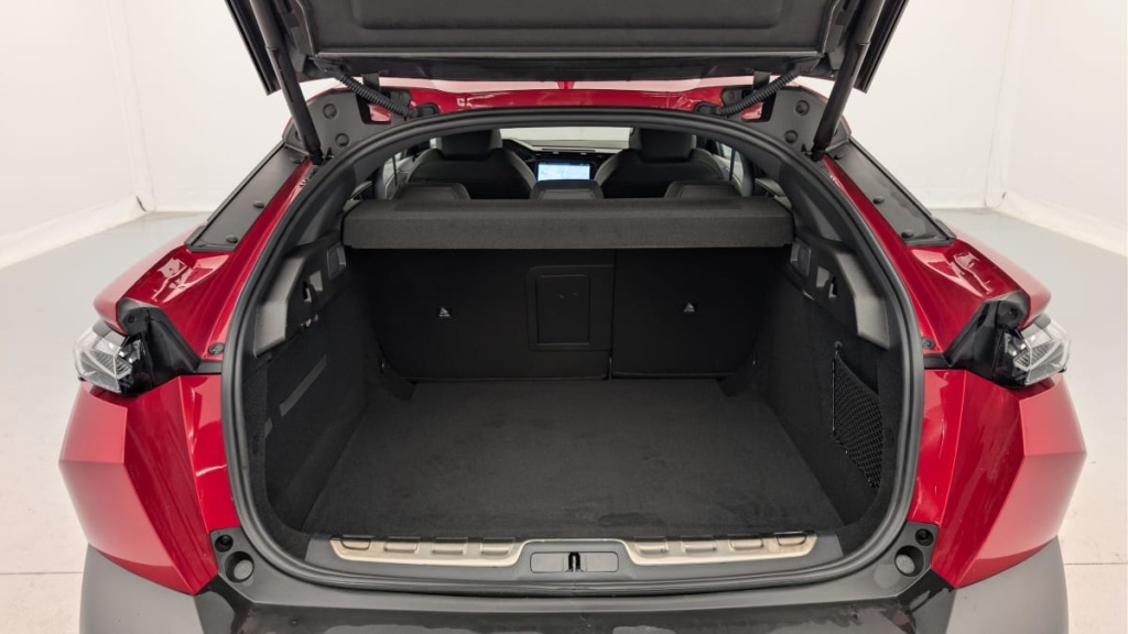 PEUGEOT 408 Hybrid 145 e-DCS6 GT - ref: 1-357882 - Photo 11