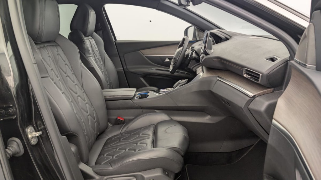 PEUGEOT 3008 Hybrid4 300 e-EAT8 GT Pack - ref: 1-358245 - Photo 9