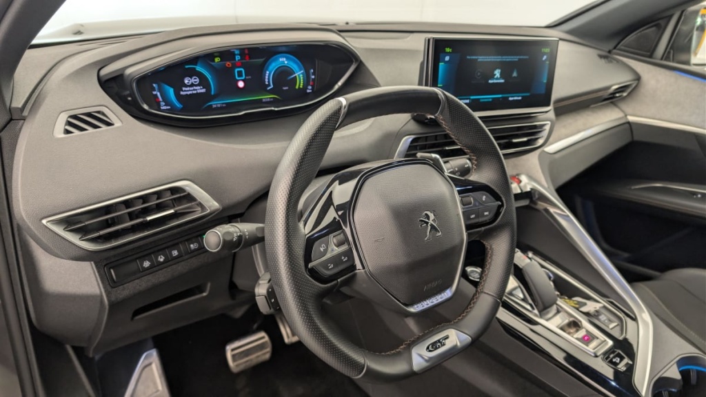PEUGEOT 3008 Hybrid4 300 e-EAT8 GT - ref: 1-358341 - Photo 15