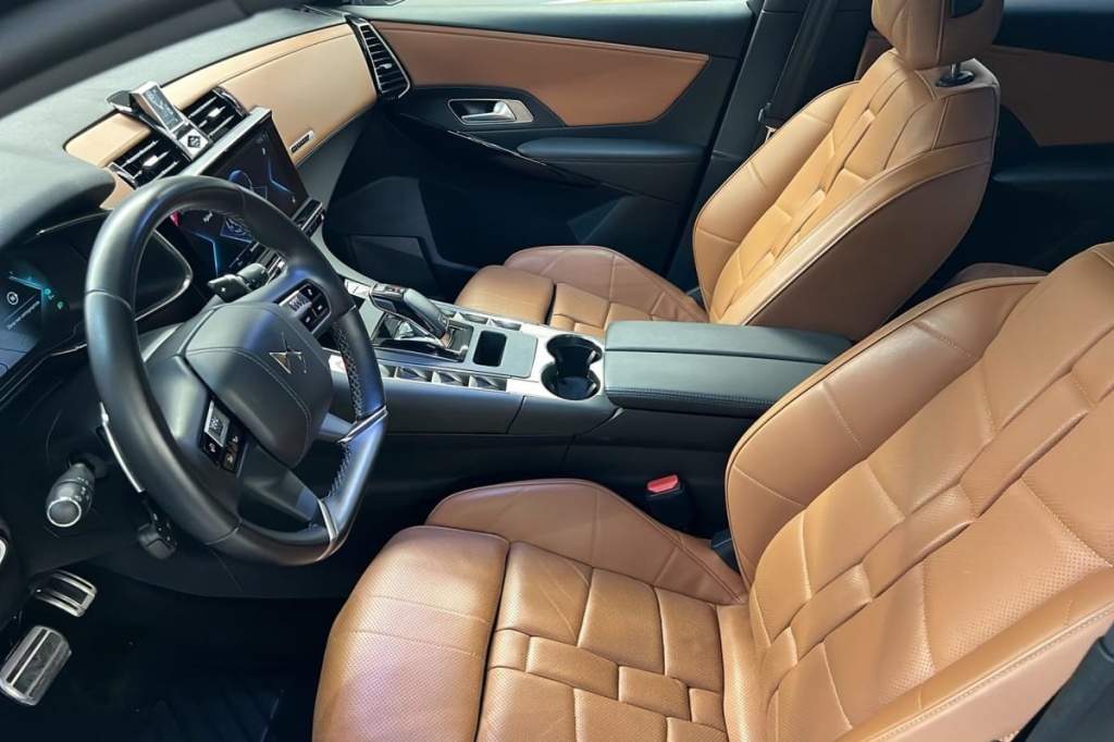 DS DS7 Crossback Hybride E-Tense 300 EAT8 4x4 Rivoli - ref: 1-358533 - Photo 9