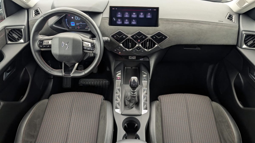 DS DS3 PureTech 100 BVM6 Performance Line - ref: 1-358697 - Photo 13