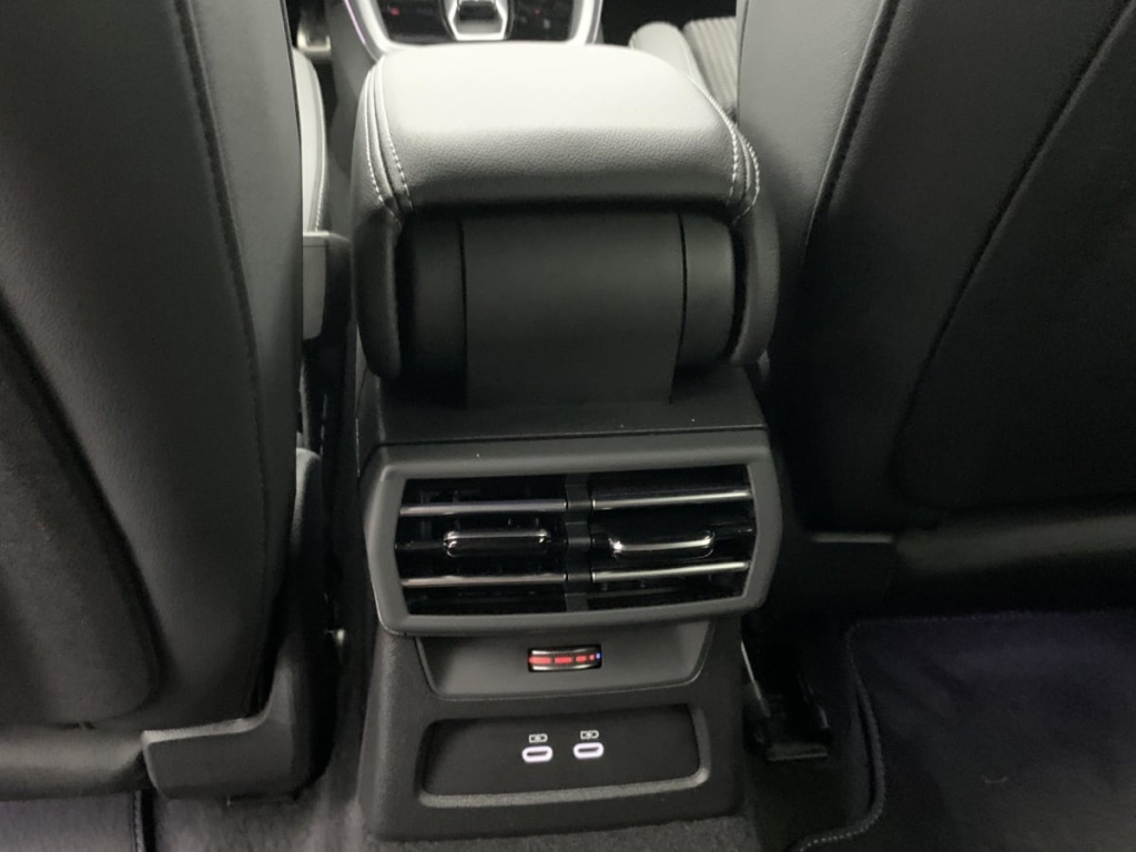 AUDI A3 Sportback 45 TFSI E HYBRIDE RECHARGEABLE 272 S TRONIC 6 S LINE - ref: 1-358890 - Photo 19