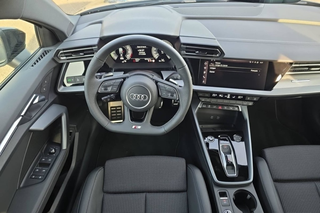 AUDI A3 Sportback 45 TFSI E HYBRIDE RECHARGEABLE 272 S TRONIC 6 S LINE - ref: 1-358893 - Photo 13