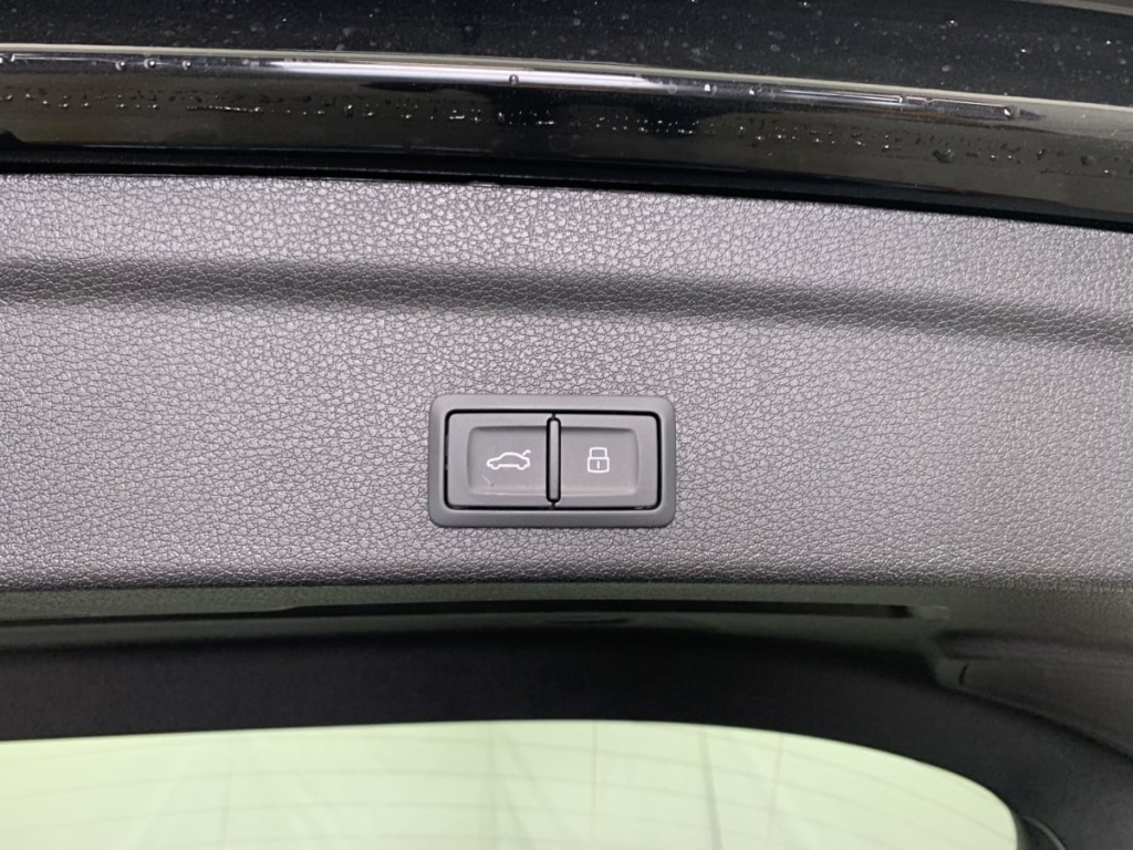 AUDI Q3 Sportback 35 TDI 150 ch S tronic 7 S line - ref: 1-358933 - Photo 12