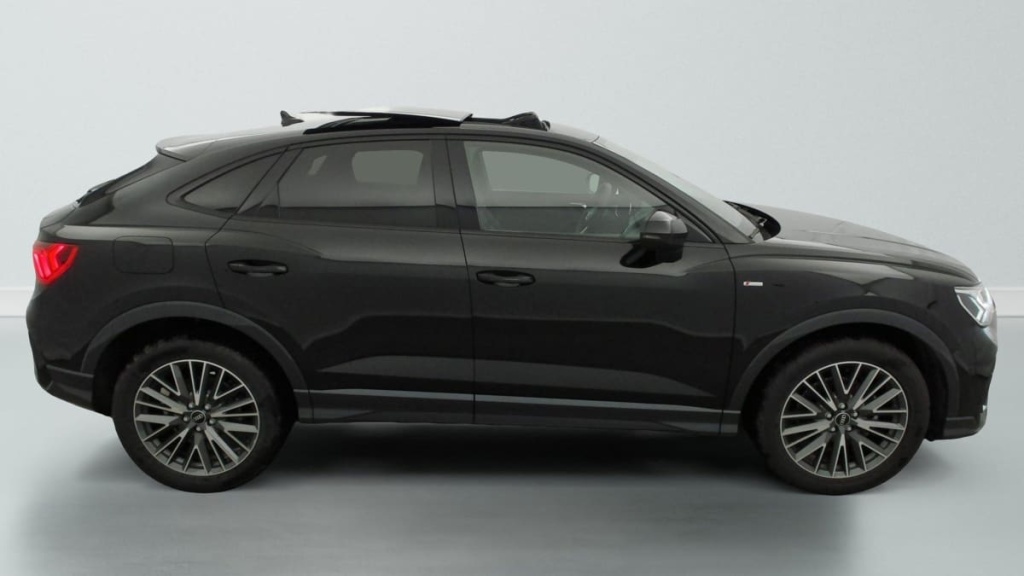 AUDI Q3 Sportback 35 TDI 150 ch S tronic 7 S line - ref: 1-358937 - Photo 8