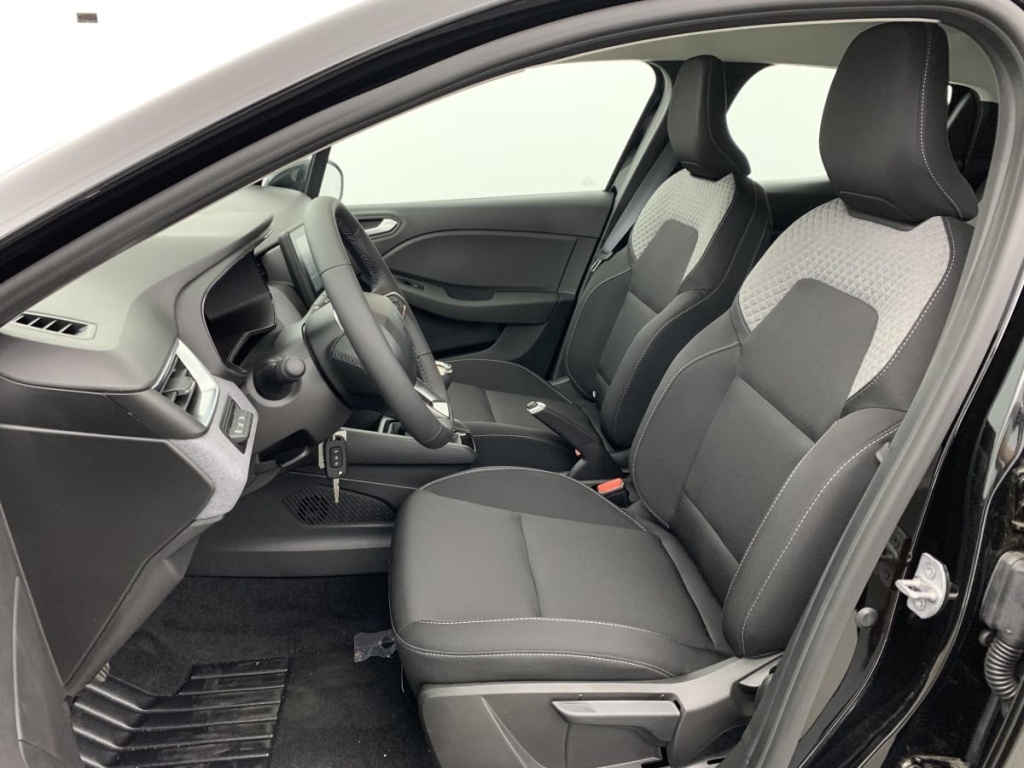 RENAULT Clio BLUE DCI 100 CH GSR2 EVOLUTION - ref: 1-359432 - Photo 16