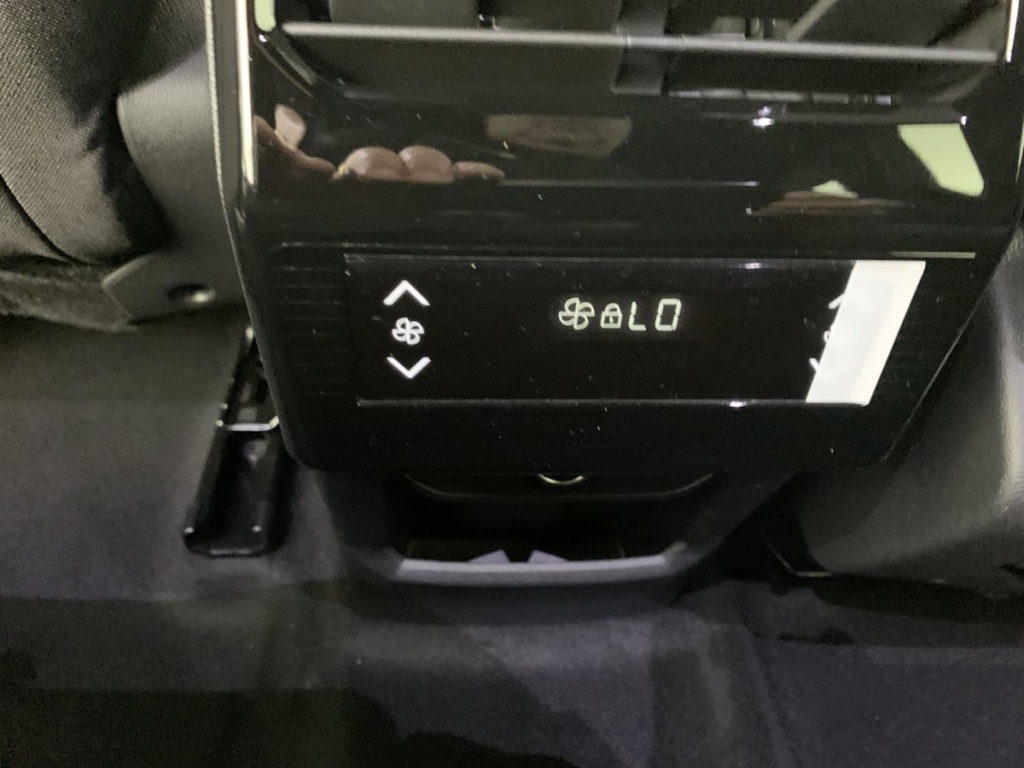 PEUGEOT 5008 Hybrid 145 e-DCS6 Allure - ref: 1-359459 - Photo 17