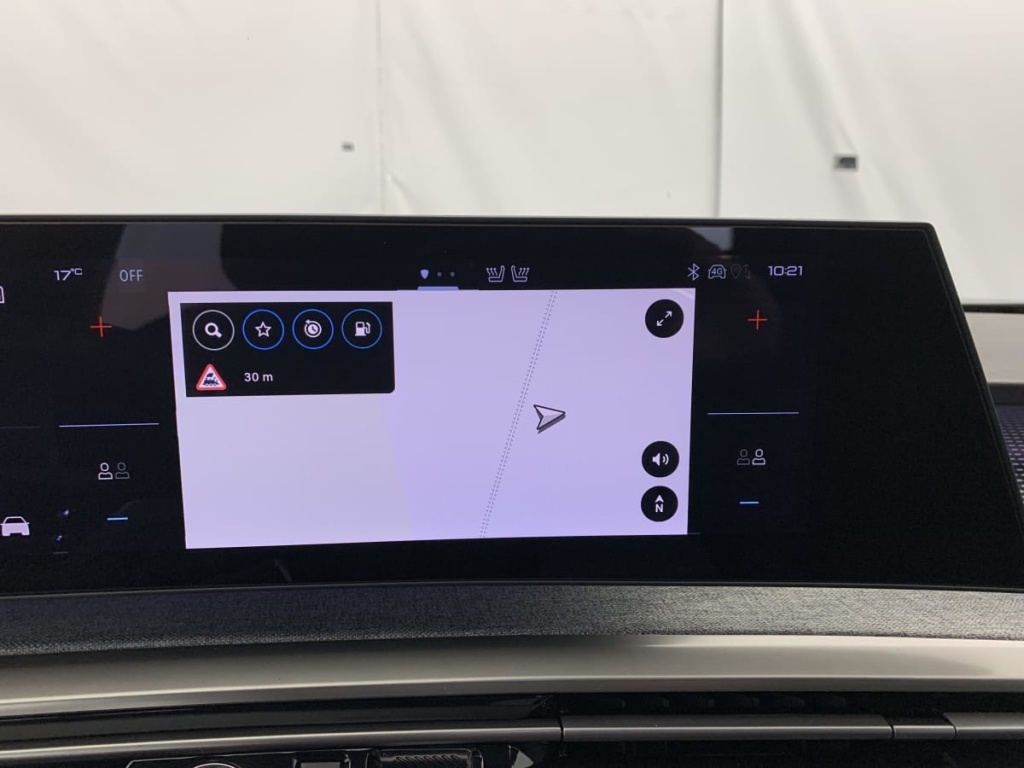 PEUGEOT 5008 Hybrid 145 e-DCS6 GT - ref: 1-359475 - Photo 17