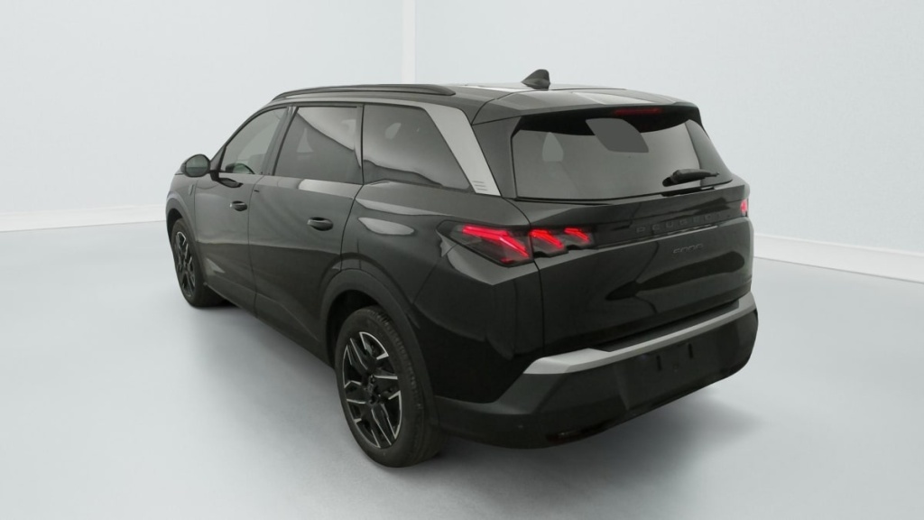 PEUGEOT 5008 Hybrid 145 e-DCS6 GT - ref: 1-359475 - Photo 5