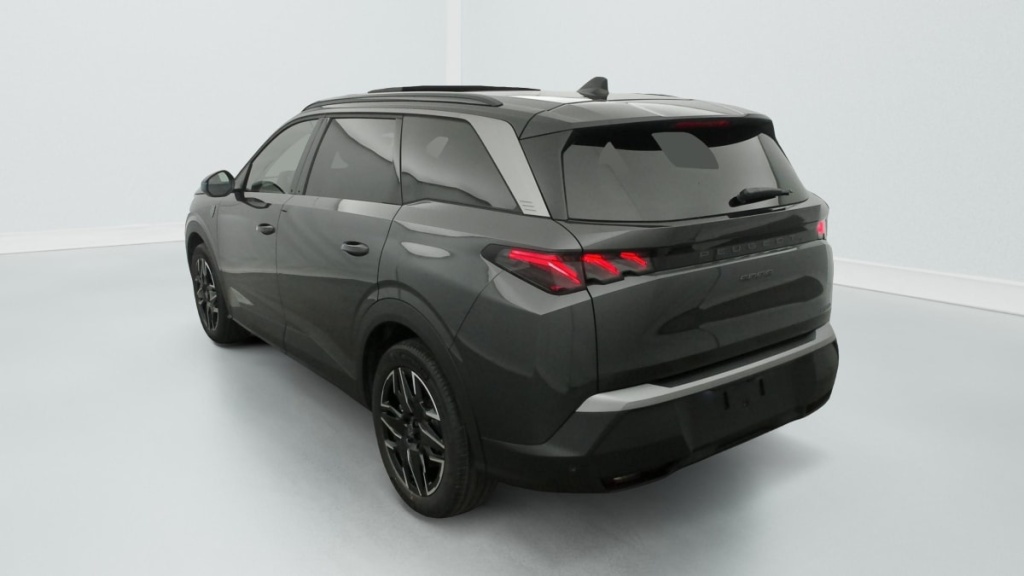 PEUGEOT 5008 Hybrid 145 e-DCS6 GT - ref: 1-359481 - Photo 5