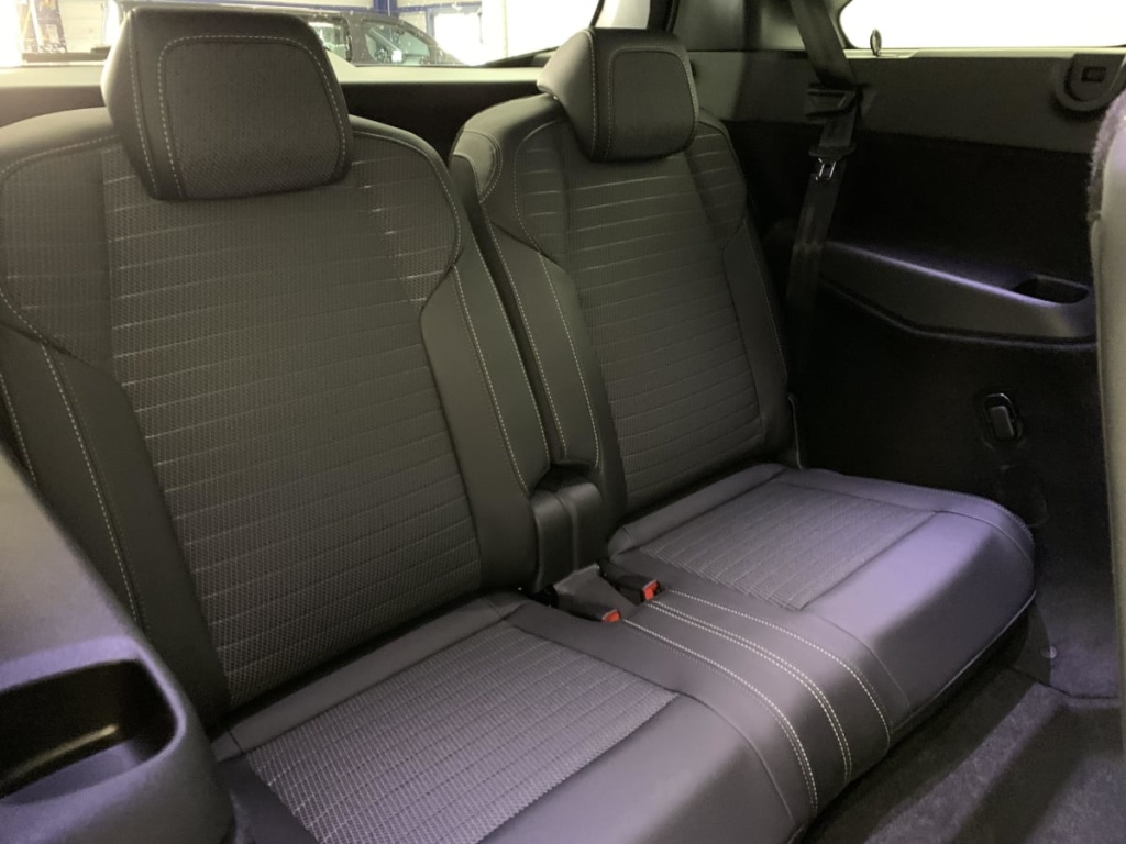 PEUGEOT 5008 Hybrid 145 e-DCS6 GT - ref: 1-359484 - Photo 11