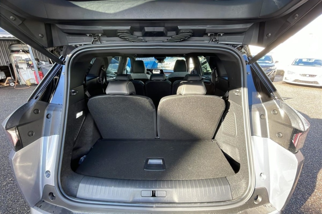 PEUGEOT 5008 Hybrid 145 e-DCS6 GT - ref: 1-359495 - Photo 13