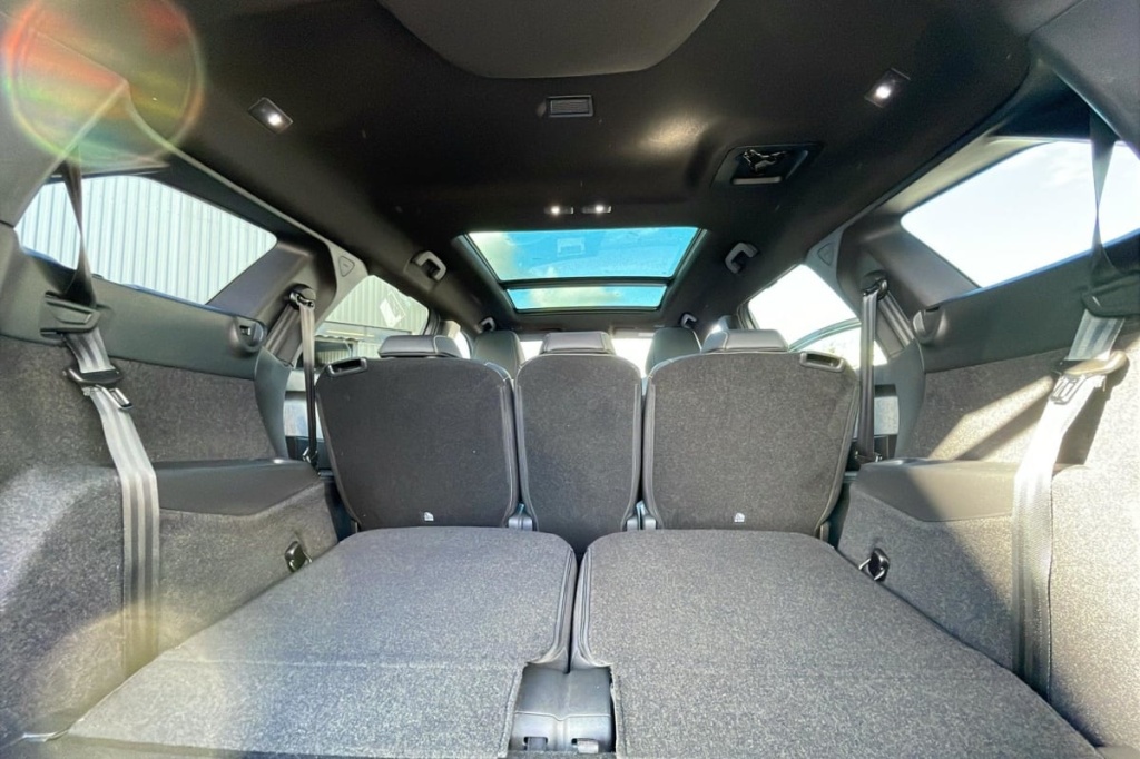 PEUGEOT 5008 Hybrid 145 e-DCS6 GT - ref: 1-359495 - Photo 16