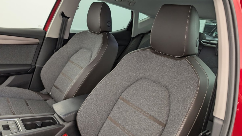 SEAT Leon E-HYBRID 204 CH DSG6 XCELLENCE - ref: 1-359662 - Photo 16