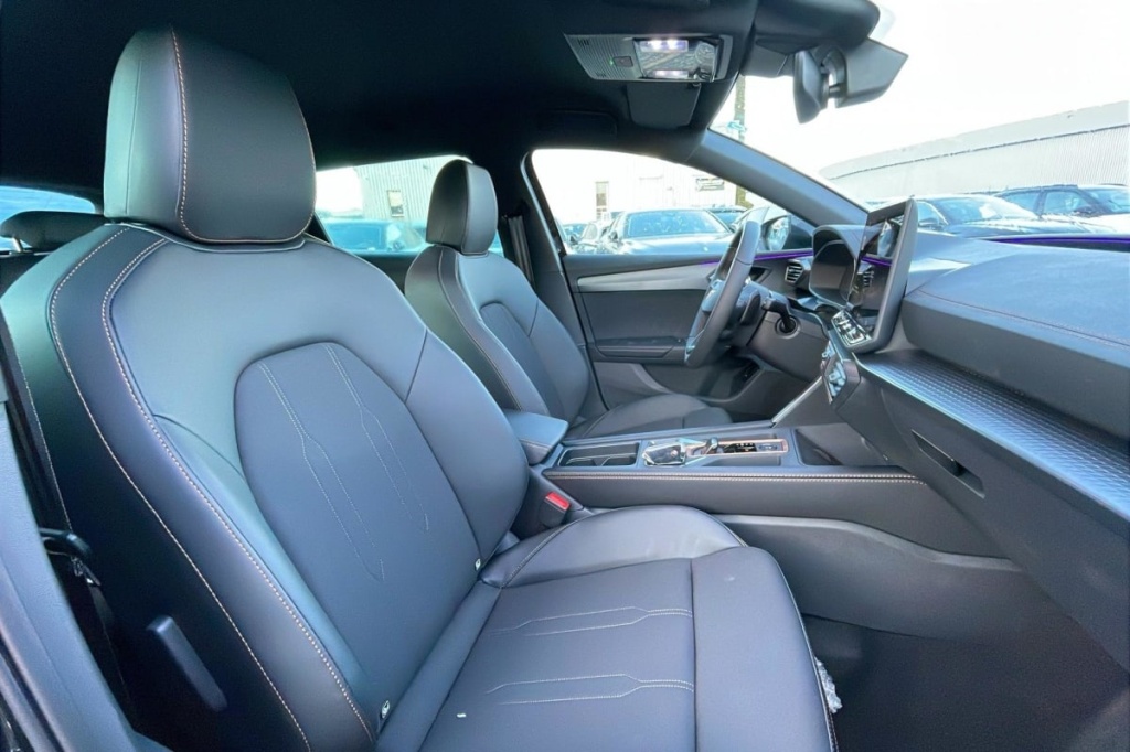 CUPRA Leon Sportstourer 1.5 eTSI Hybrid 150 ch DSG7 V - ref: 1-359949 - Photo 9