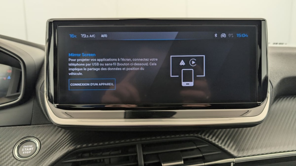 PEUGEOT 2008 Hybrid 136 e-DCS6 Allure - ref: 1-360722 - Photo 19