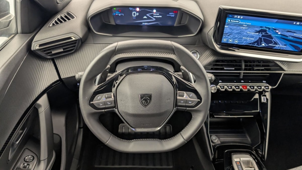 PEUGEOT 2008 Hybrid 136 e-DCS6 Allure - ref: 1-360745 - Photo 14