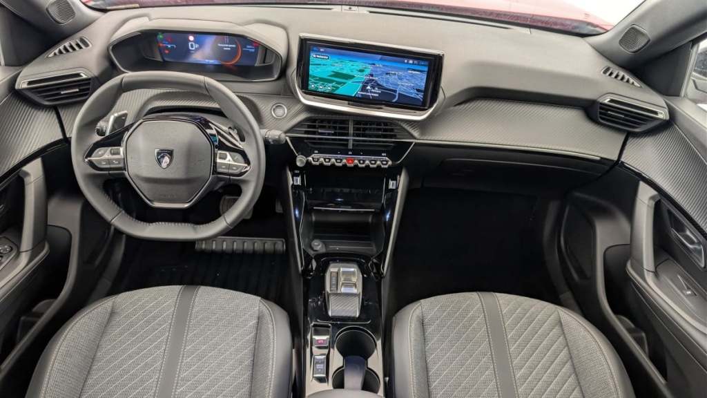 PEUGEOT 2008 Hybrid 136 e-DCS6 Allure - ref: 1-360746 - Photo 13